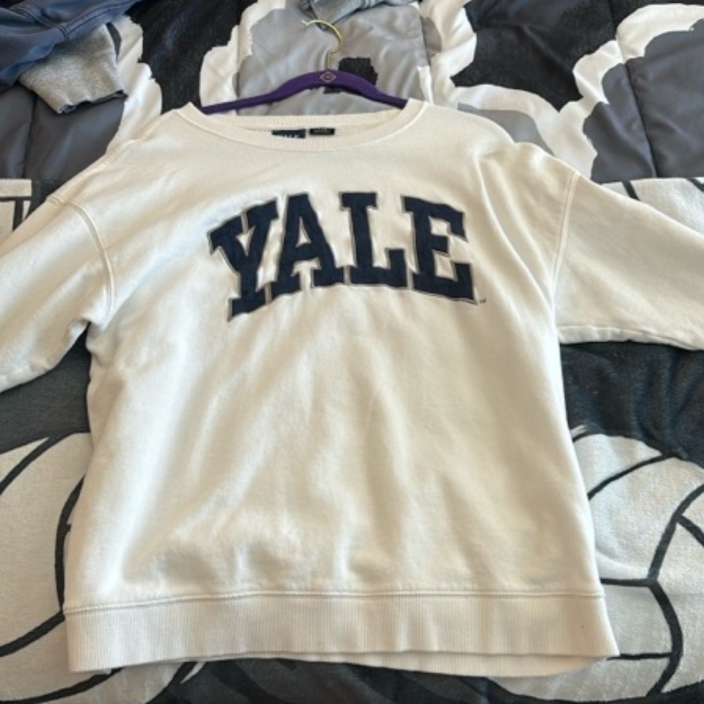 Yale Crewneck